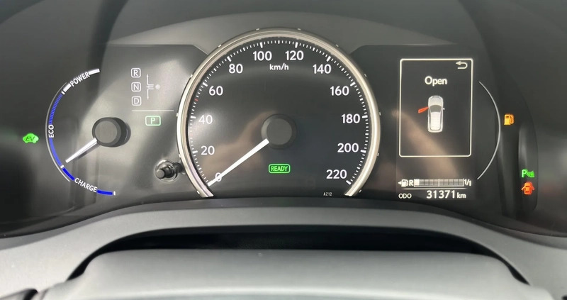 Lexus CT cena 111900 przebieg: 31474, rok produkcji 2020 z Mogilno małe 352